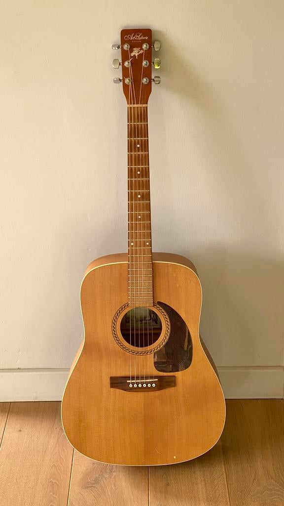 Art & Lutherie spruce top, Muziek en Instrumenten, Snaarinstrumenten | Gitaren | Akoestisch, Gebruikt, Western- of Steelstringgitaar