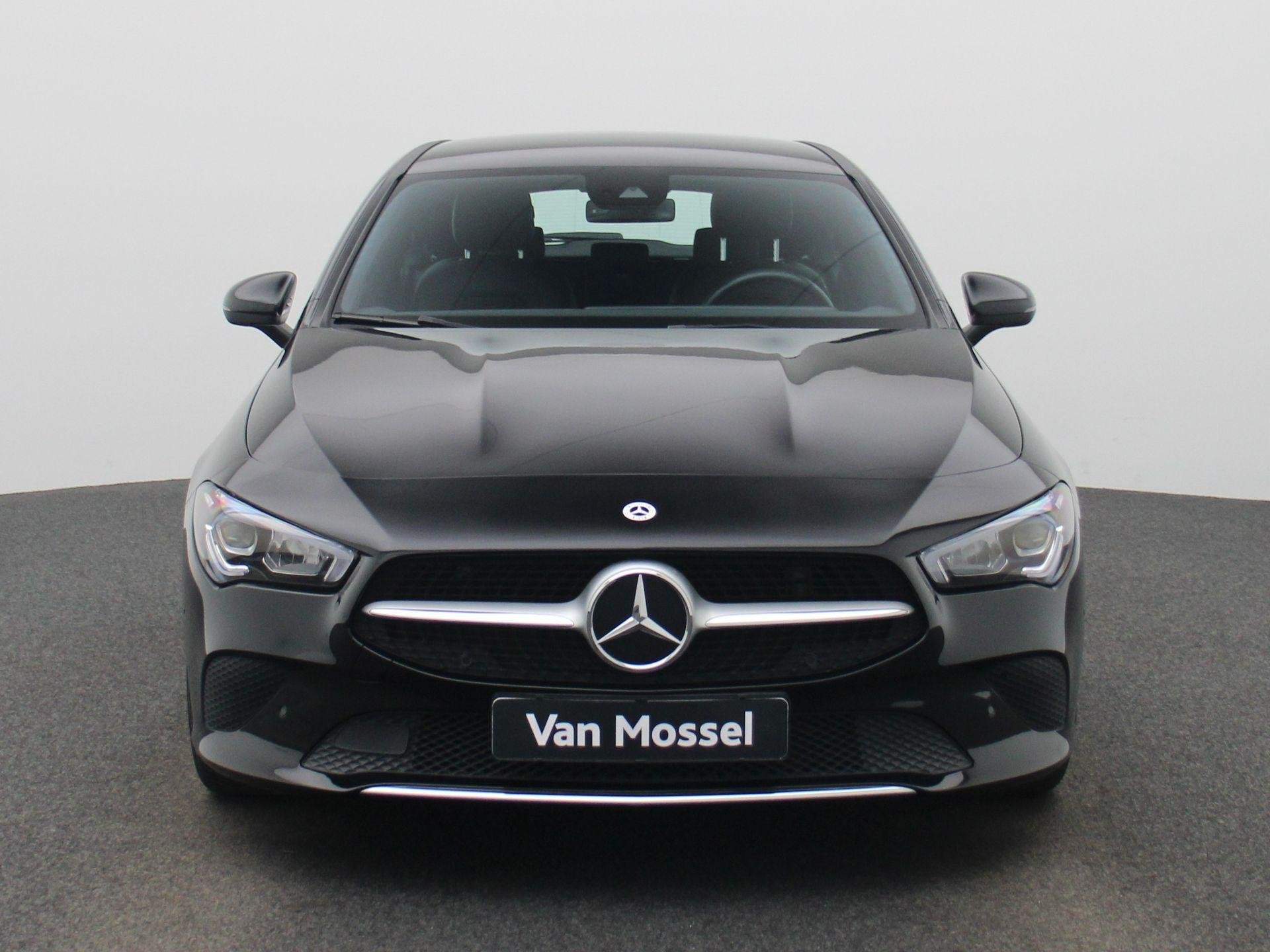 Mercedes-Benz CLA Shooting Brake CLA 180 Business Line NAVI, Auto's, Mercedes-Benz, CLA, Stof, Gebruikt, Zwart