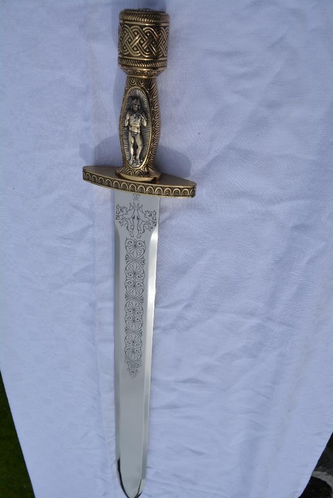 glaive d'Alexandre le grand ., Collections, Enlèvement, Armée de terre