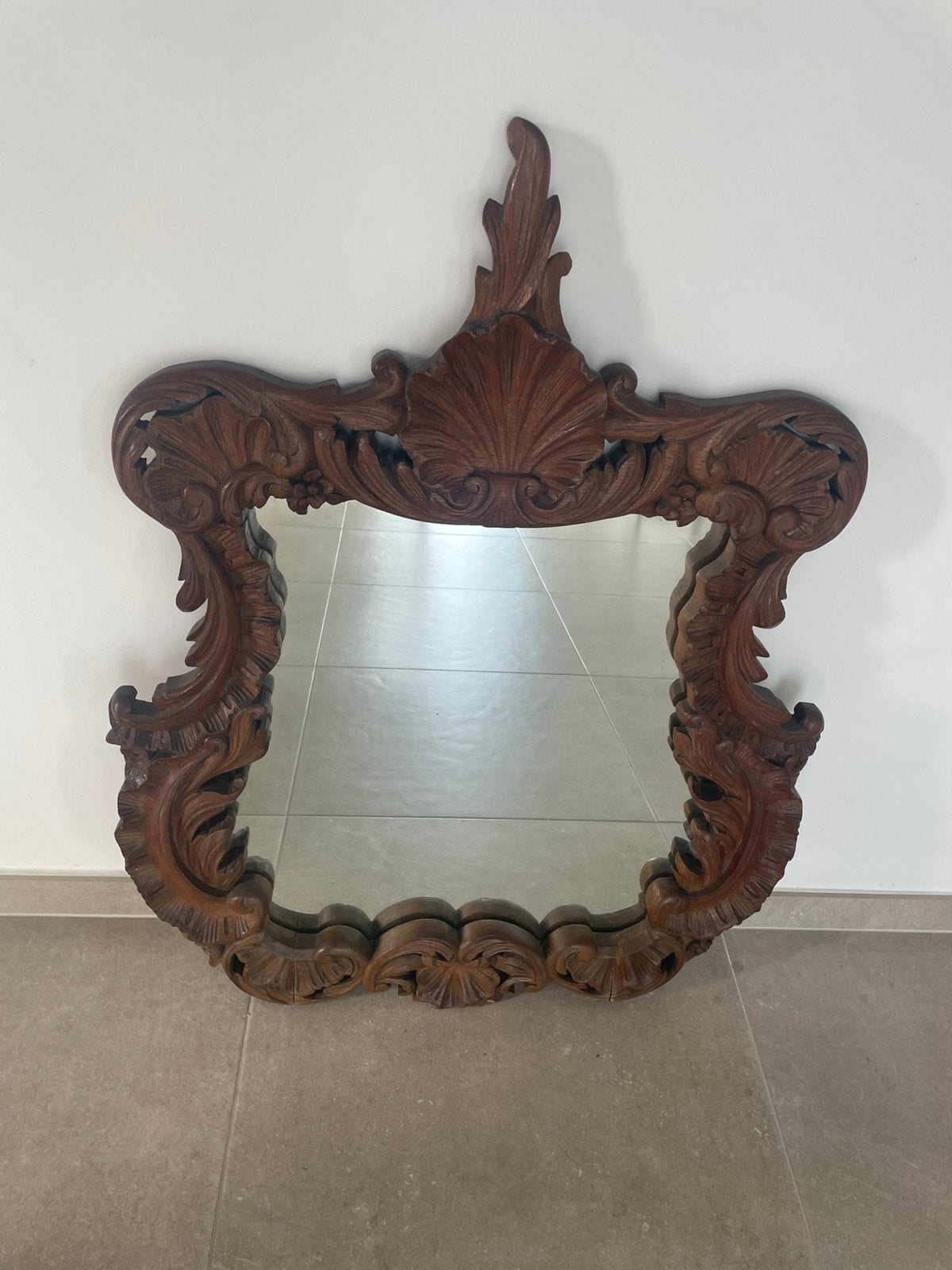 Fraaie houten wandspiegel, Antiquités & Art, Enlèvement, Autres formes, 50 à 100 cm, 100 à 150 cm