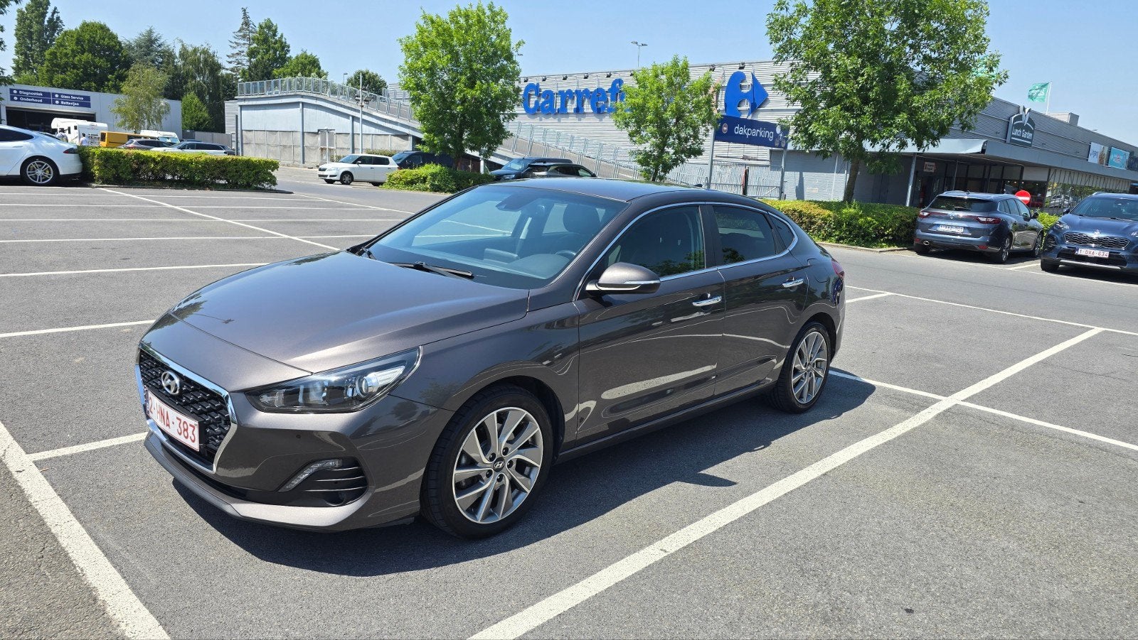 Hyundai i30 fastback, Auto's, Voorwielaandrijving, Euro 6, 4 cilinders, Bruin