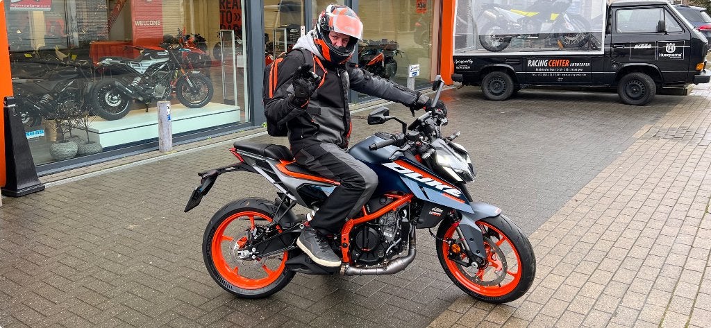 KTM DUKE 390, nieuwstaat, 1.300km, Motoren, Particulier