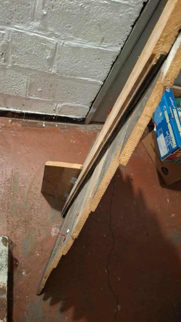 sapin en bois de 1m20 sur 60 cm pour interieur ou exterieur, Enlèvement