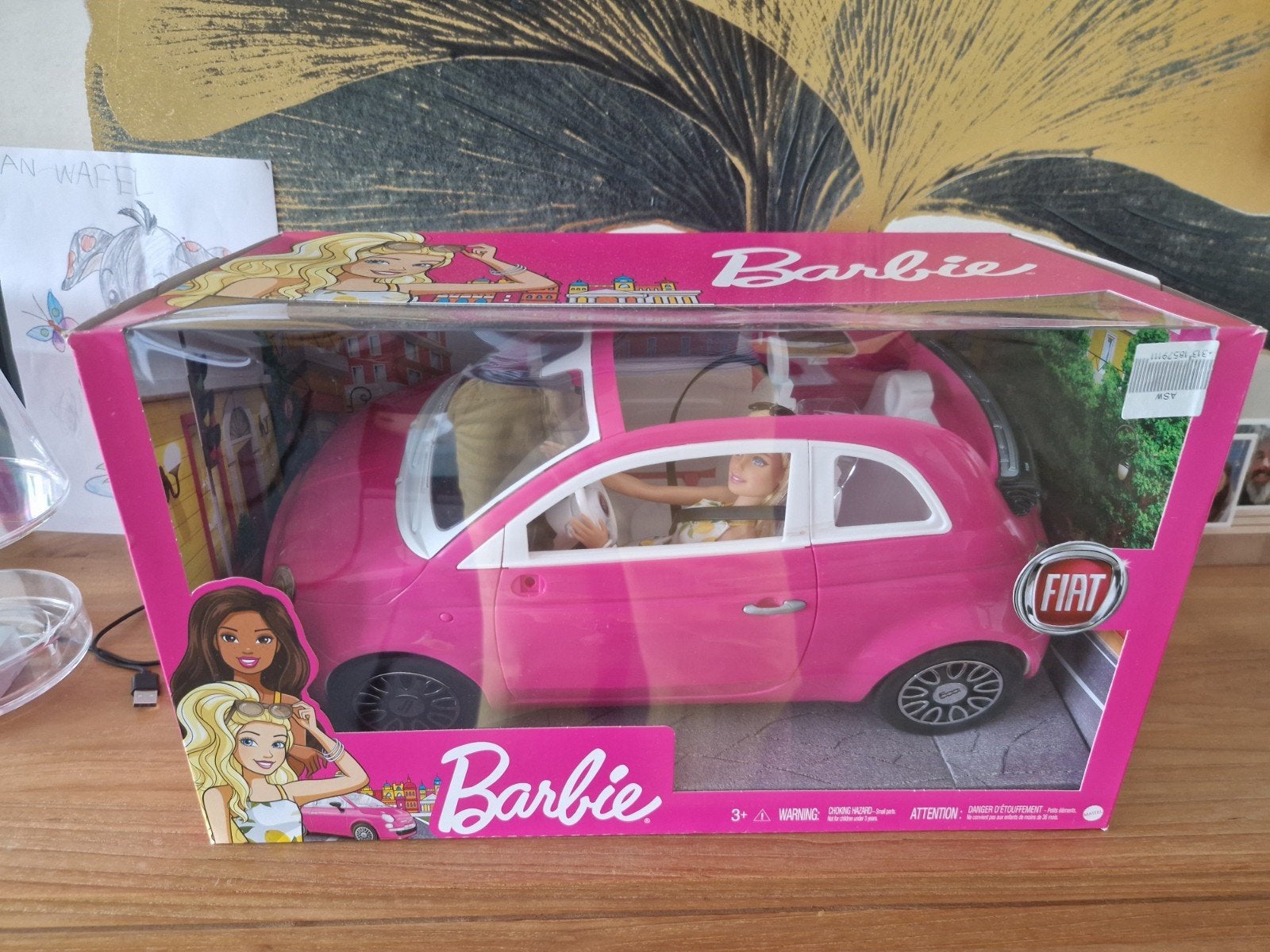 Nouveau set de jeu Barbie avec voiture Fiat 500 rose (, Enfants & Bébés, Enlèvement ou Envoi, Barbie