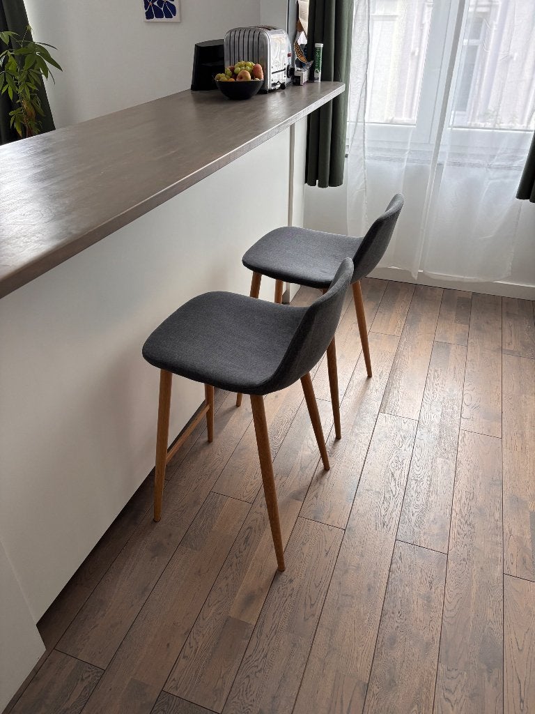 Barstoelen, Huis en Inrichting, Barkrukken, Ophalen, Kunststof, Met voetsteun, 60 tot 90 cm