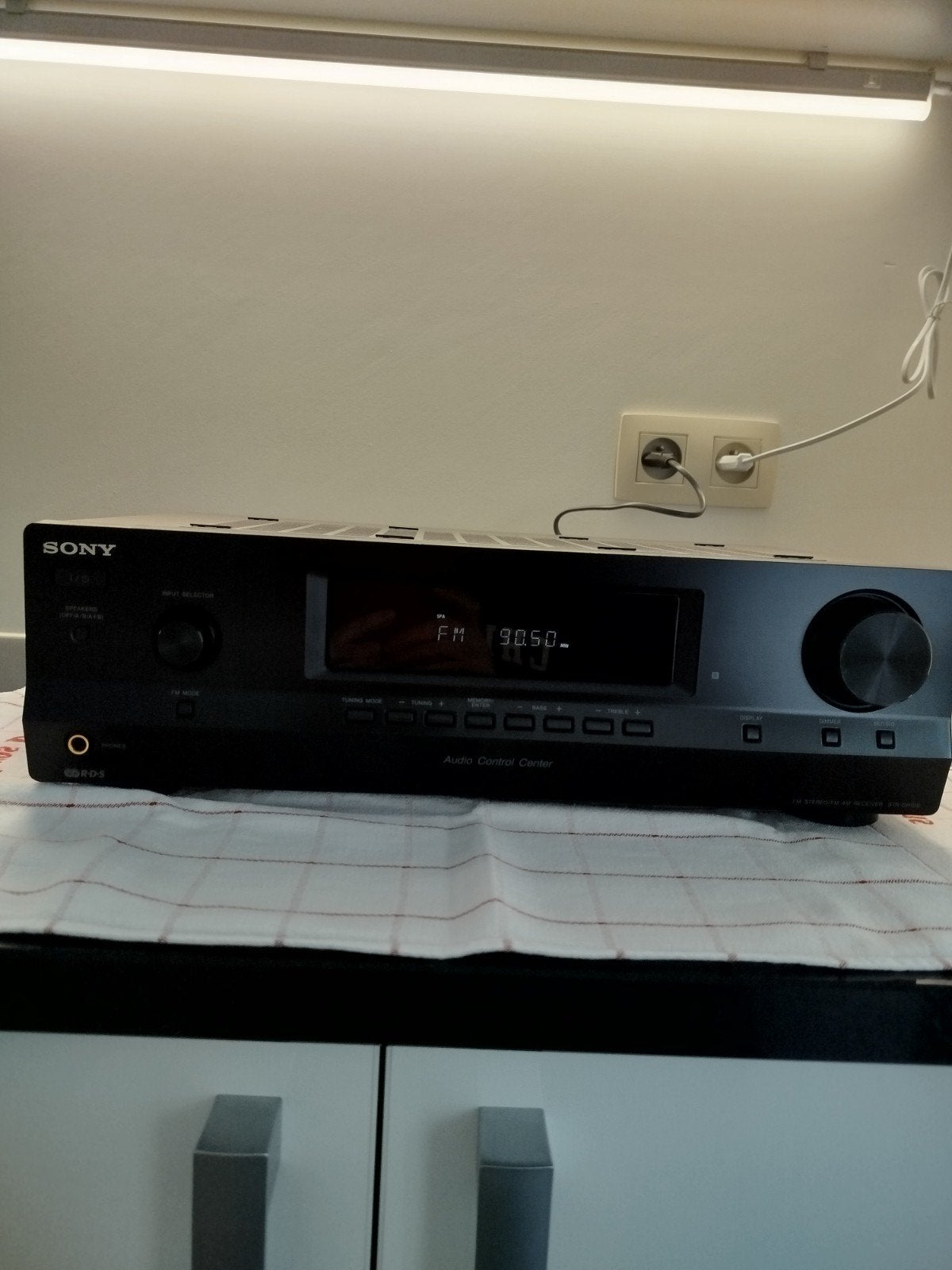 In uitstekende conditie Sony str dh100 versterker., Audio, Tv en Foto, Versterkers en Ontvangers, Ophalen of Verzenden, Sony