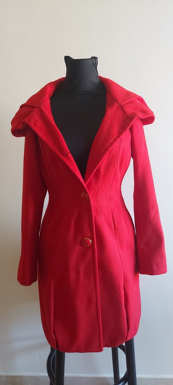 Getailleerde rode Rinascimento jas met sjaalkraag - maat M, Rouge, Rinascimento , Taille 38/40 (M), Enlèvement ou Envoi
