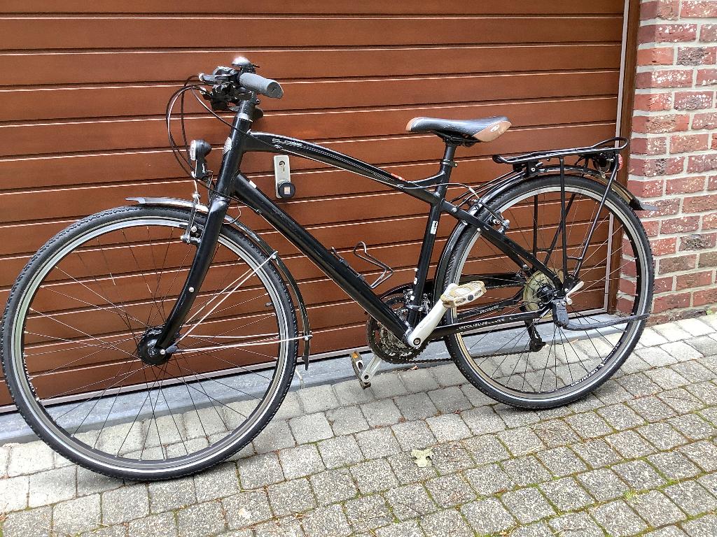 Prachtige stoere Specialized Globe Shimano Deore, Velgrem, Versnellingen, Zo goed als nieuw, 53 tot 57 cm