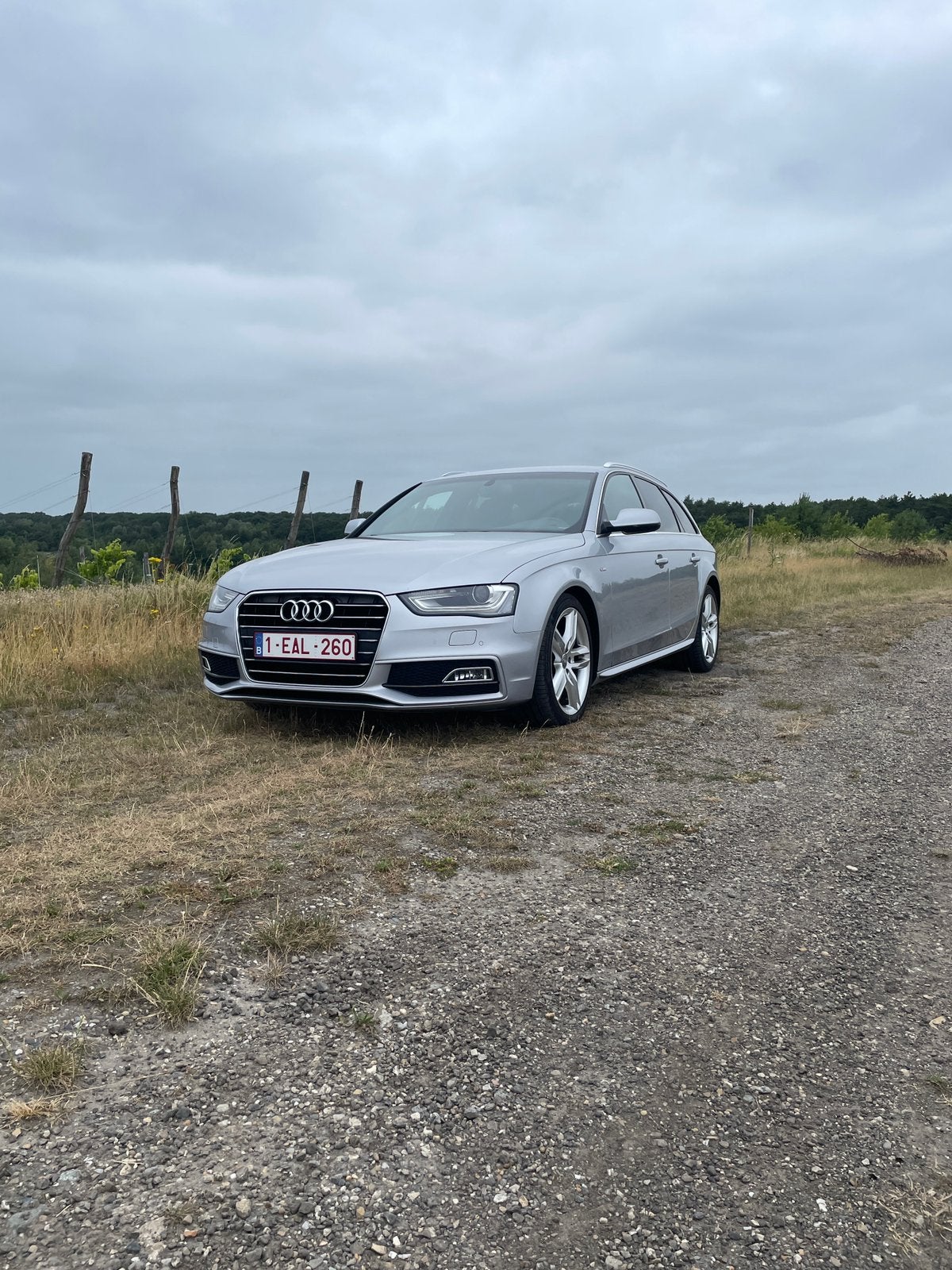 Zilverkleurige Audi A4 2.0 diesel s line, Auto's, Audi, Navigatiesysteem, A4, Particulier, Te koop