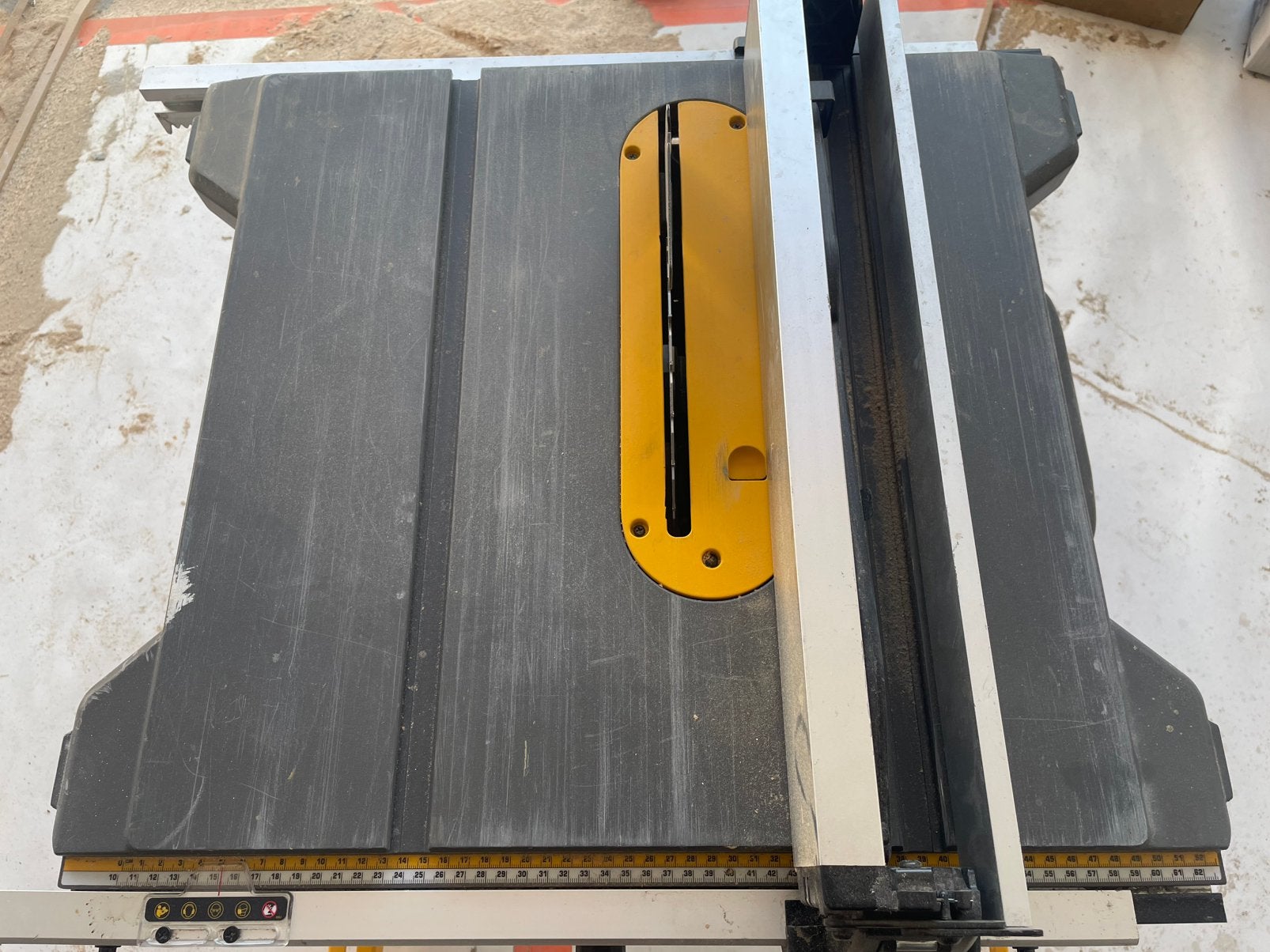 Te koop acu zaagtafel dewalt, Ophalen, Zo goed als nieuw