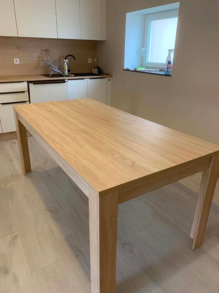 Tafel en 4 stoelen, Huis en Inrichting, Ophalen, Overige materialen, 50 tot 100 cm, Zo goed als nieuw