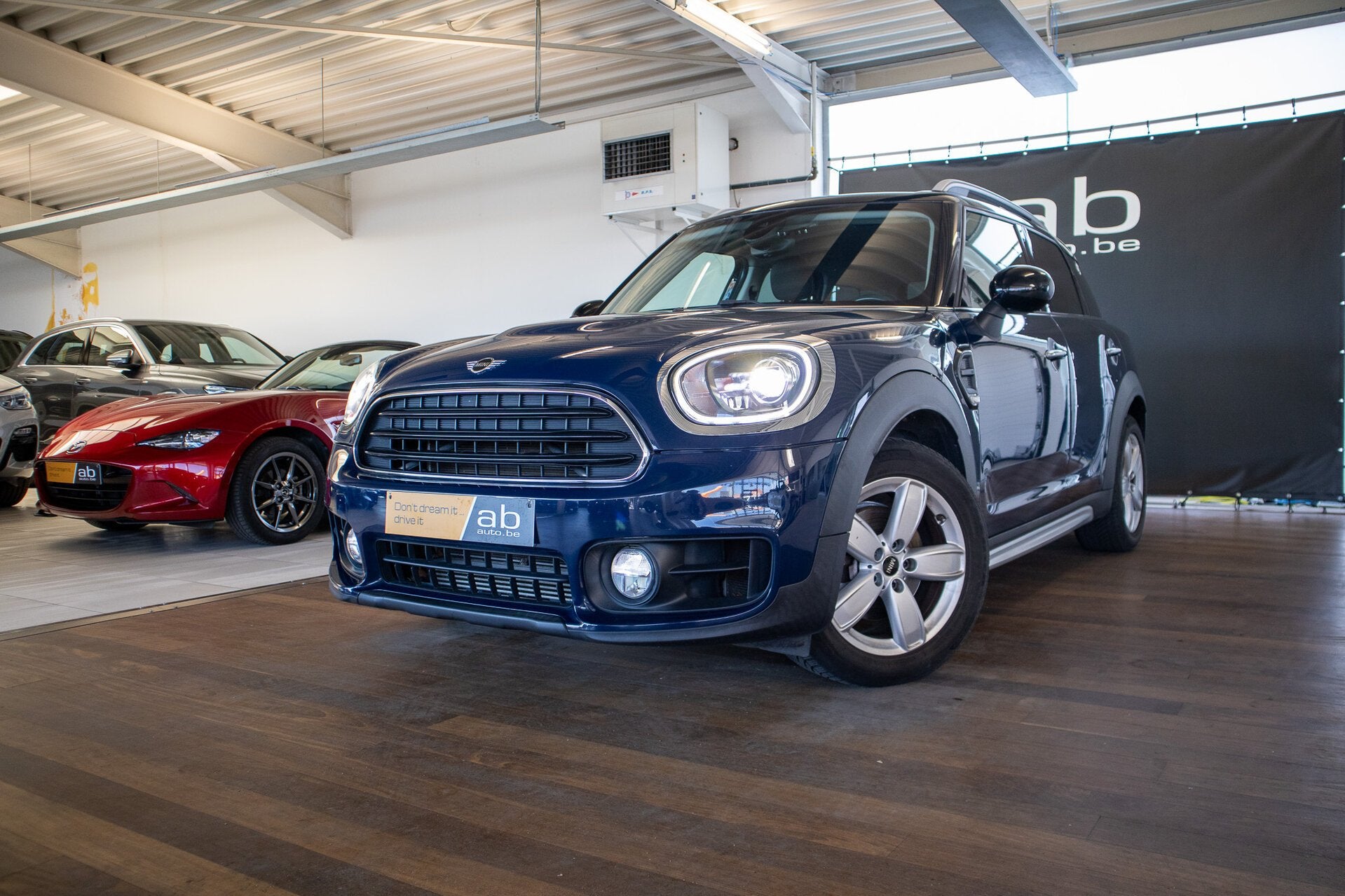 MINI Cooper Countryman 1.5, KEY-LESS, AUTOMAAT, LED, AIRCO,, Countryman, Bedrijf, 5 zetels, 3 cilinders