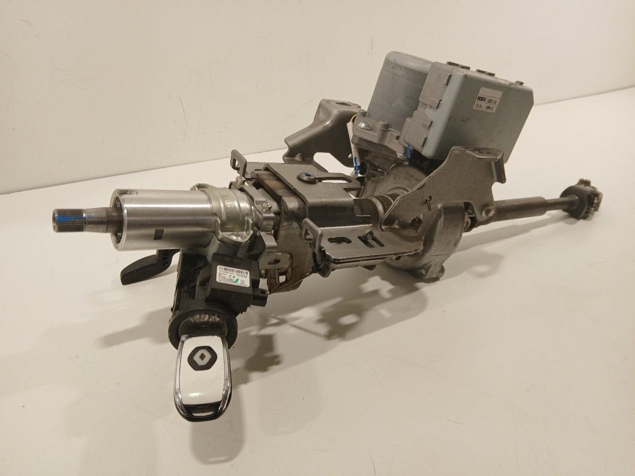Stuurbekrachtiging pomp motor Renault Mégane, Onderdelen@venauto.nl, Van der Ven Autorecycling B.V., Gebruikt, Ettenseweg 76, 4706 PB Roosendaal, The Netherlands