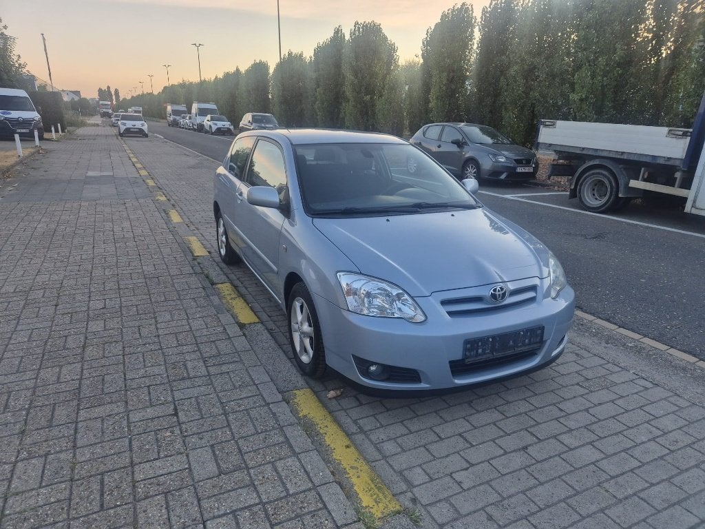 Toyota Corolla 1.4i VVT-i - Airco - Parkingssensoren, Auto's, Toyota, 4 cilinders, Blauw, Bedrijf, 3 deurs