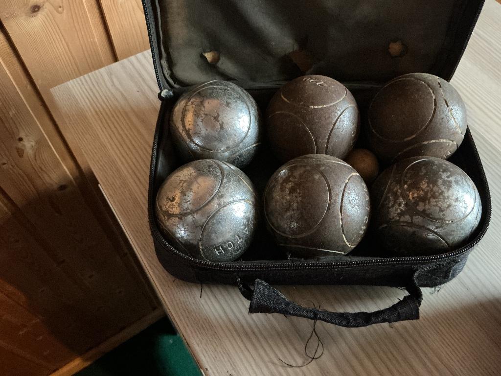 Boules de pétanque professionnelles Obut Match, Carbon, Enlèvement