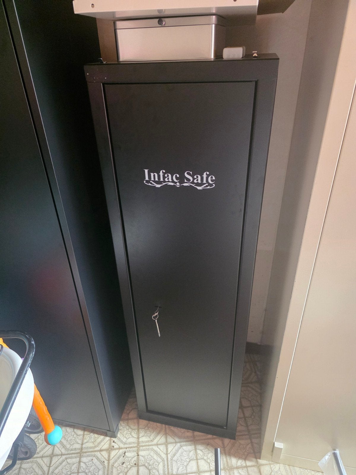 wapenkluis infac safe, Ophalen