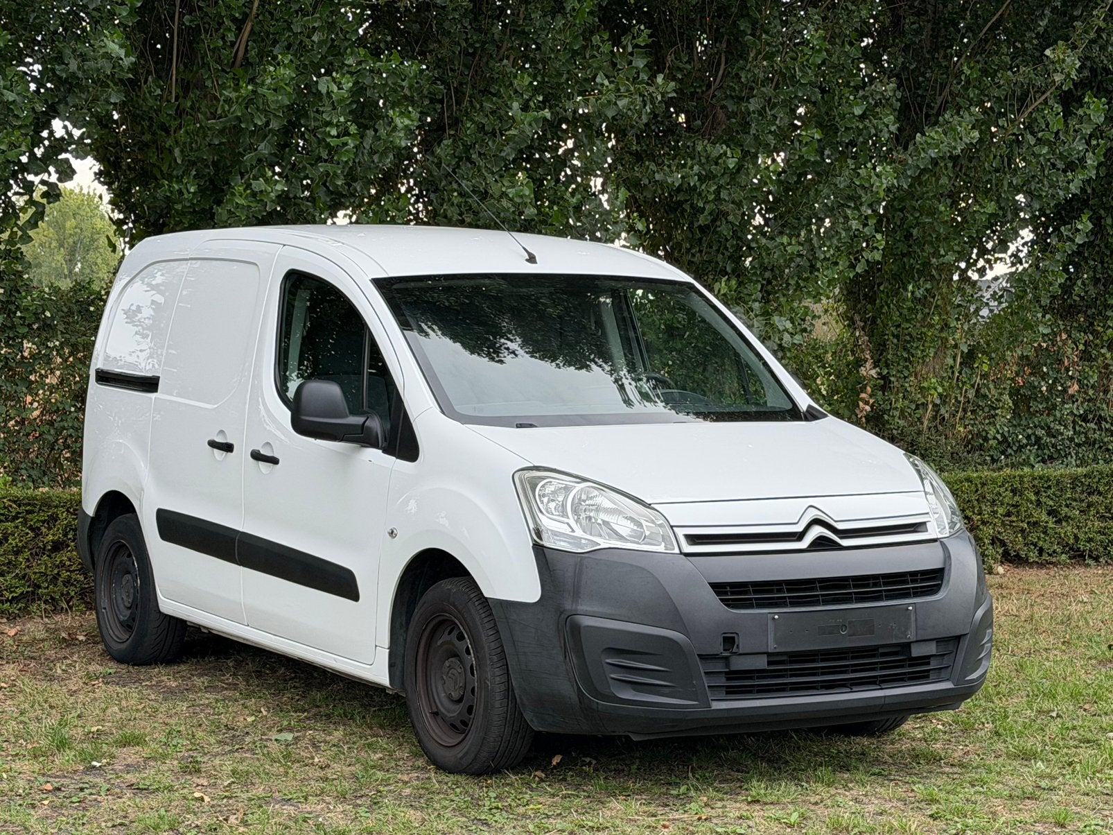 Citroen Berlingo * 1.6 HDI * 2016 * 127dkm * GEEN AIRCO *, Auto's, Bestelwagens en Lichte vracht, Voorwielaandrijving, Stof, Euro 6