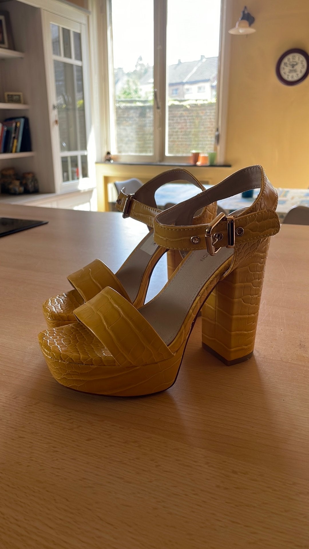 Maat 37, Kleding | Dames, Schoenen, Ophalen, Zo goed als nieuw