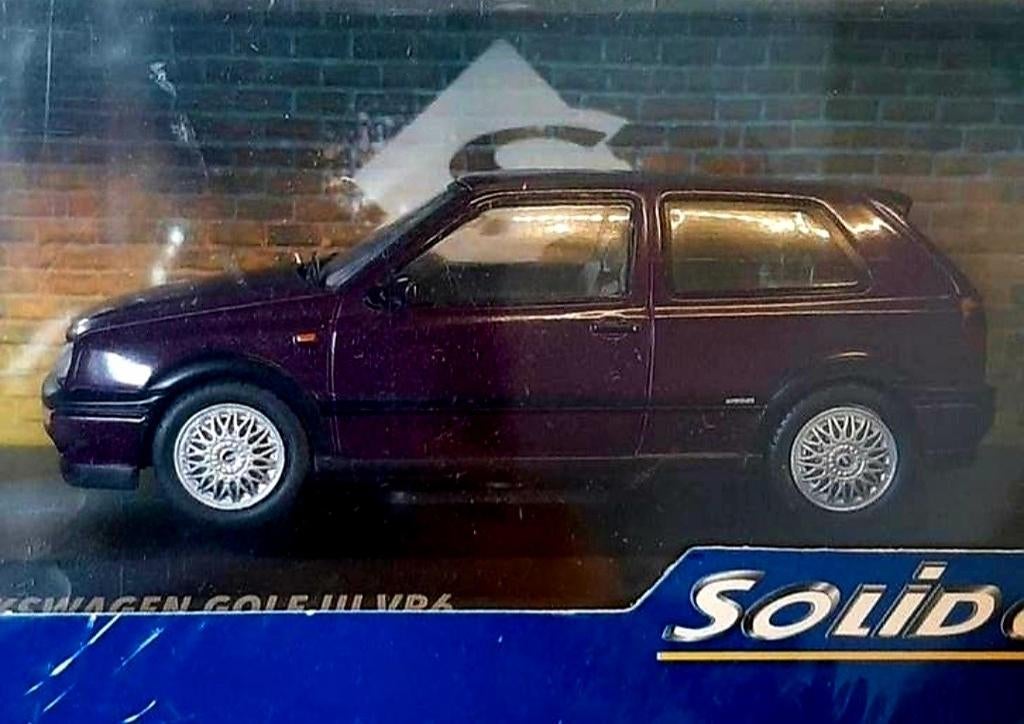 1:43/Volkswagen Golf III VR6/Paars/1994/Nieuw, Hobby & Loisirs créatifs, Voitures miniatures | 1:24, Enlèvement ou Envoi, Neuf