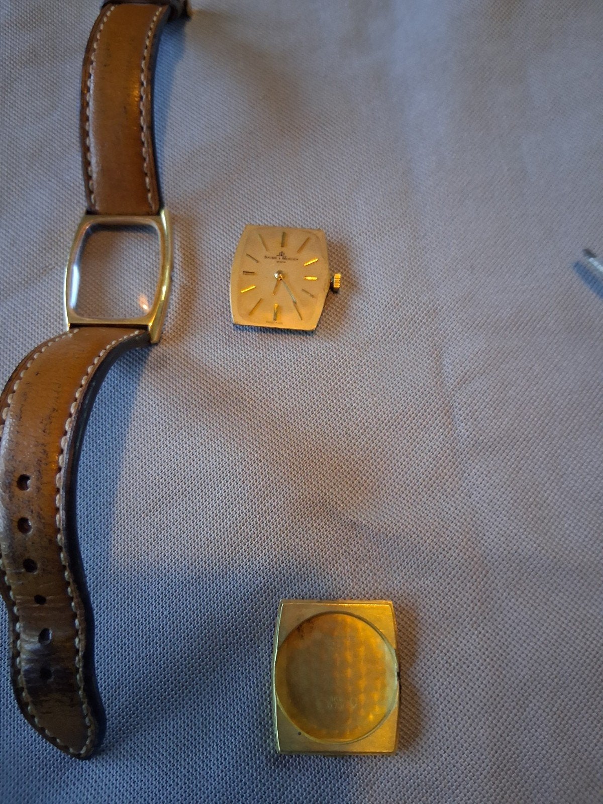 vintage baume et mercier 18 karaat goud., Bijoux, Sacs & Beauté, Montres | Anciennes | Antiquités, Enlèvement, Or