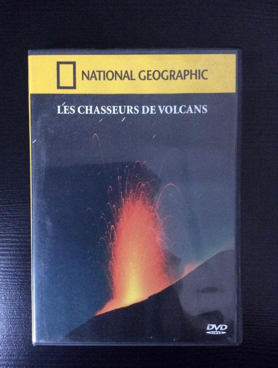 Les chasseurs de volcans, Enlèvement, Comme neuf, Français, Français