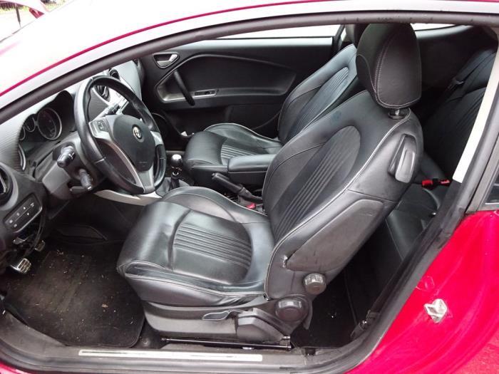 Kit revêtement (complet) d'un Alfa Romeo Mito, -, 3 mois de garantie, Utilisé, Alfa Romeo