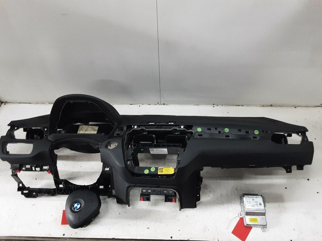 AIRBAG ENSEMBLE BMW X1 (F48) (01-2014/06-2022), Mevr. I. Hauben, Utilisé, BMW, Rue de l'Espoir 34 34
4030  GRIVEGNÉE, BE