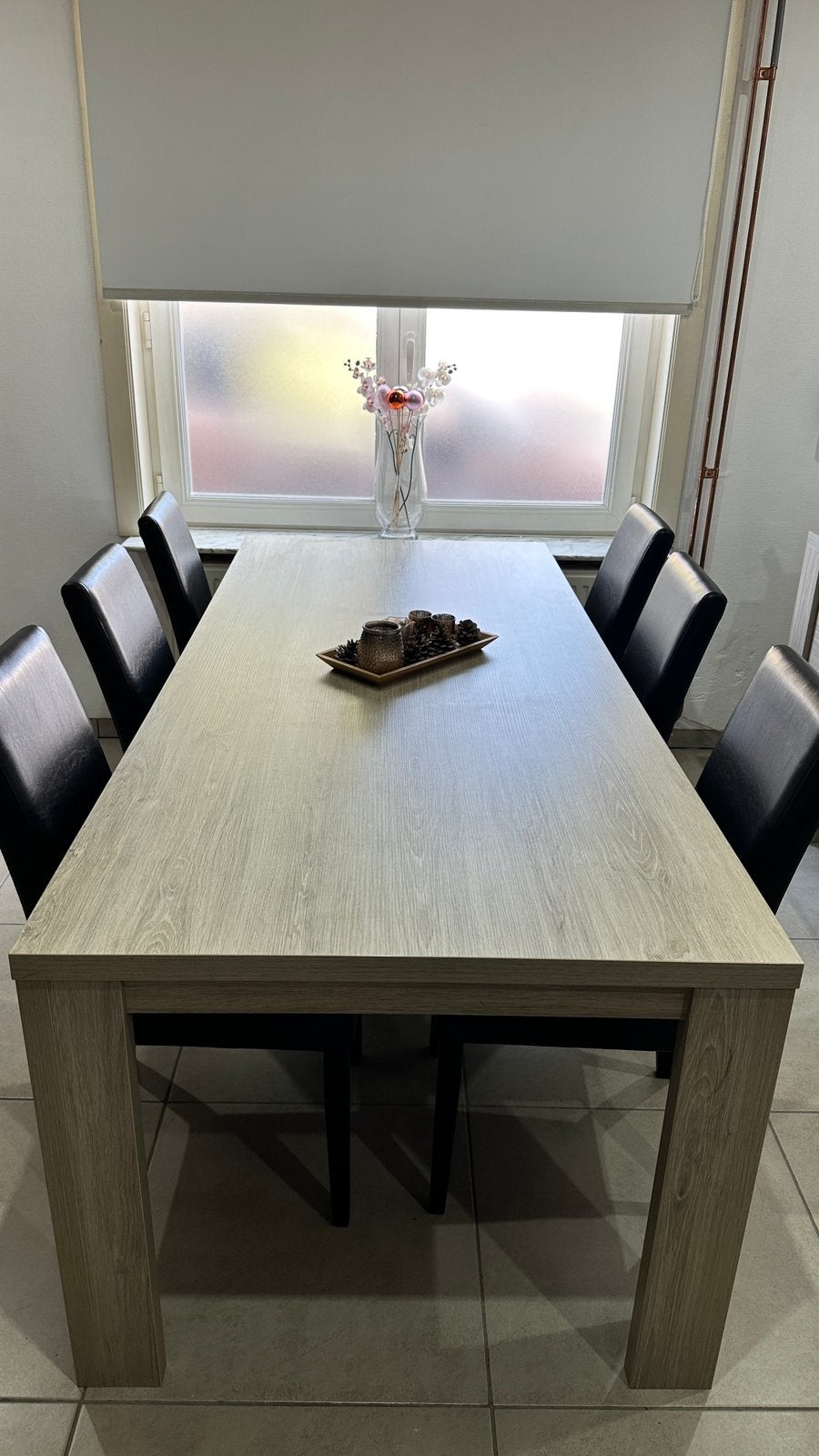 Eettafel  – DOMO, Enlèvement