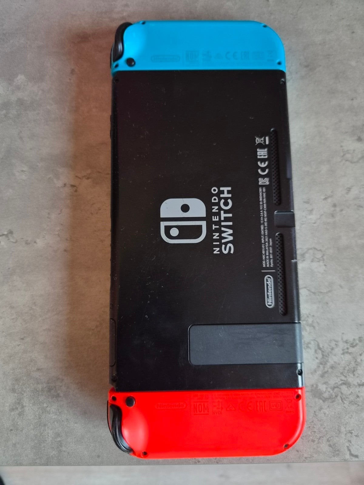 Nintendo switch 1 met extra controller en Mariokart Deluxe 8, Games en Spelcomputers, Ophalen
