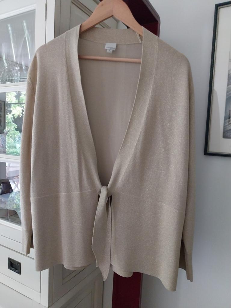 Mayerline 3L OF 48 GOUDKLEUR GILET, Kleding | Dames, Ophalen of Verzenden