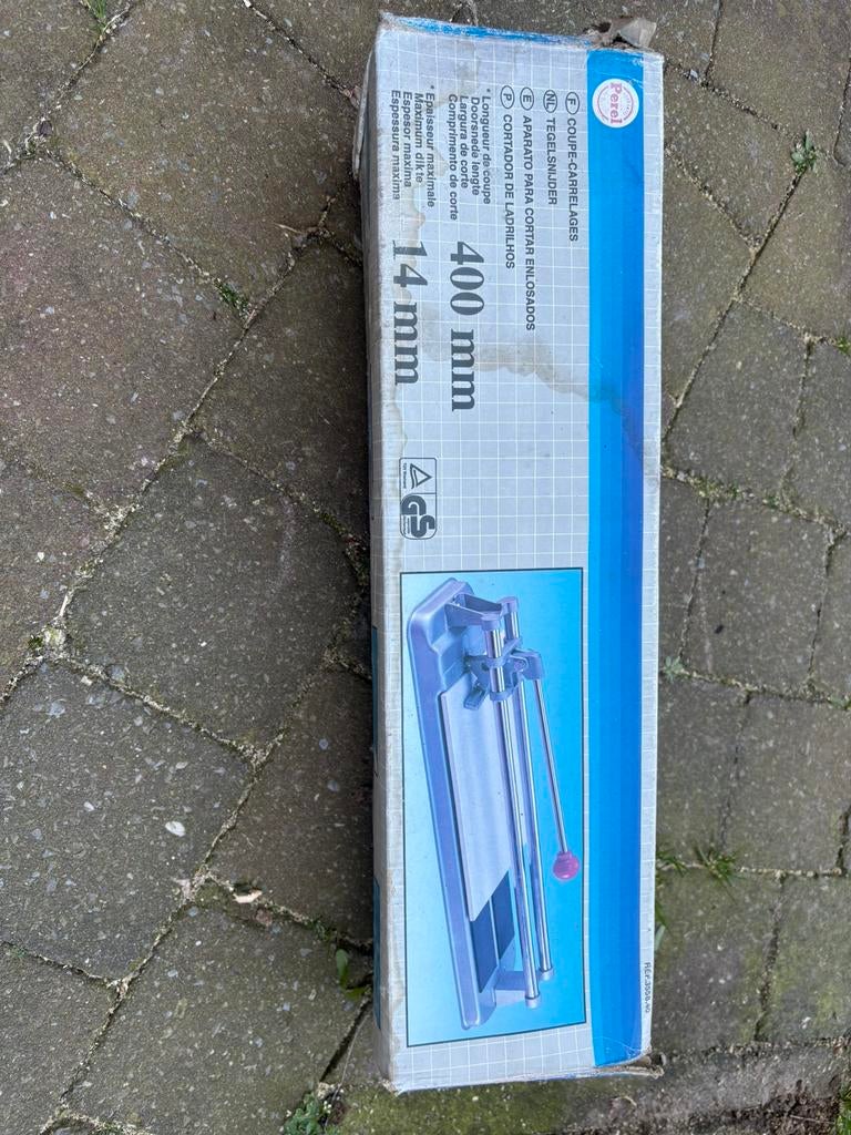 Tegelsnijder, Ophalen, Zo goed als nieuw