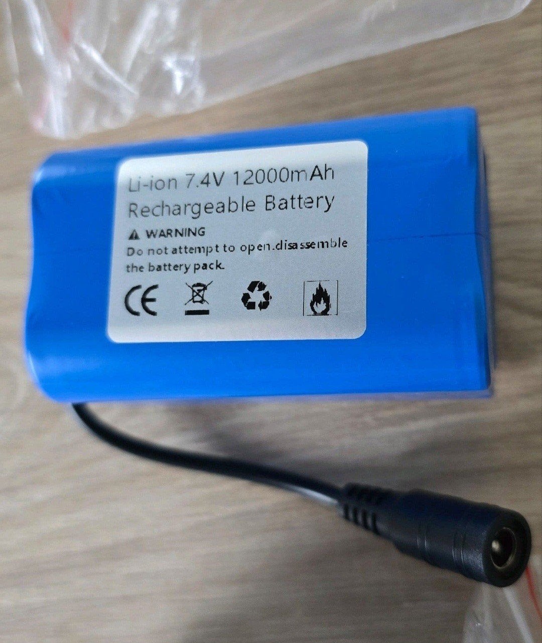 2 Nieuwe Oplaadbare Li-ion Accu 7.4V 12000mAh (voor Voerboot, Ophalen of Verzenden, Nieuw