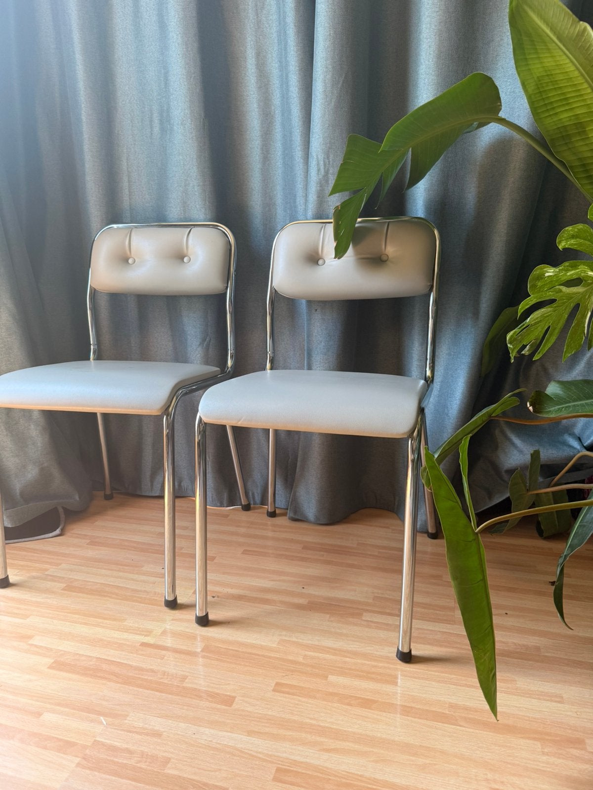 TeVos vintage stoelen, Ophalen, Zo goed als nieuw