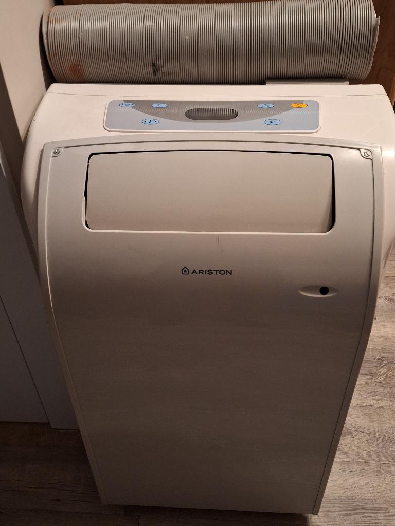 mobiele airco ariston, Elektronische apparatuur, Airco's, Ophalen, Gebruikt, Minder dan 60 m³, Koelen en Ontvochtigen