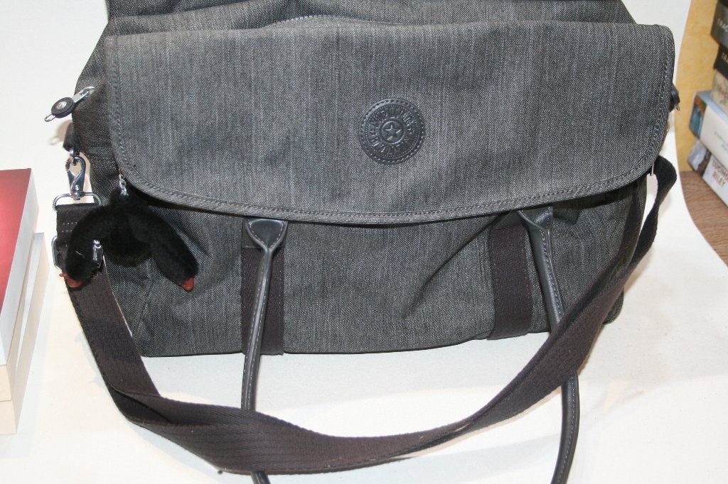 Kipling K15190 sac PC portable en super bon état avec singe, Enlèvement ou Envoi, Utilisé, Bandoulière, Sac à bandoulière