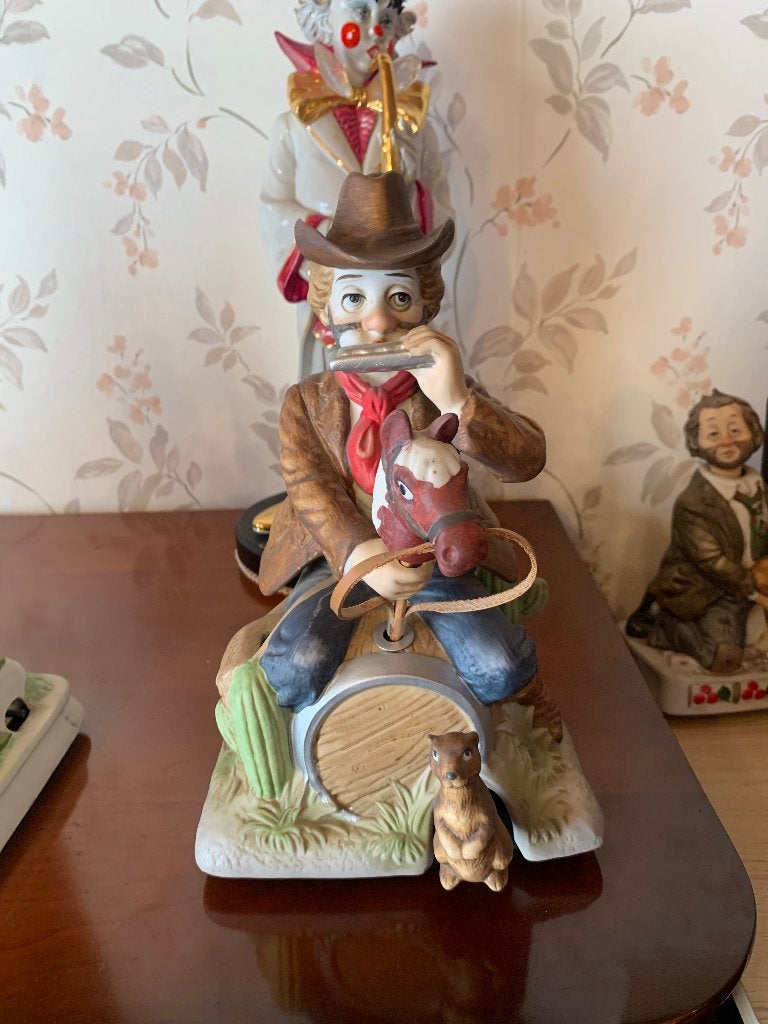 Automate musical porcelaine, Enlèvement