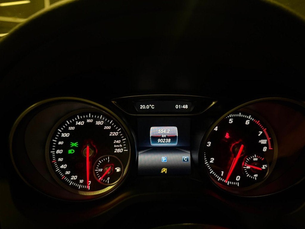 Mercedes-Benz A 180 EDITION 1.6i Essence 90kW Euro 6, Autos, Classe A, Achat, Euro 6, Entreprise