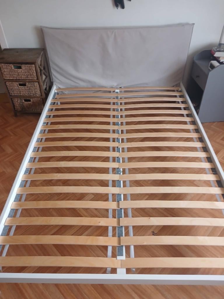 Bed, Ophalen, Gebruikt, 210 cm, 140 cm