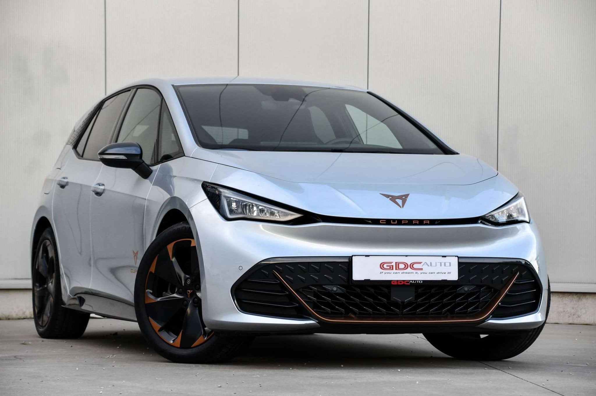 CUPRA Born Born 58 kWh l SOH l (automatique), Autos, Argent ou Gris, Achat, Entreprise, Alcantara