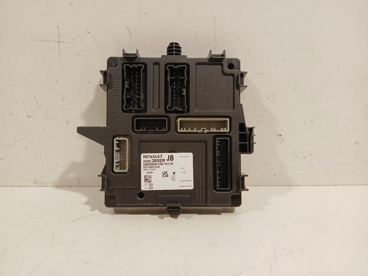 Computer body control Renault Kangoo, Onderdelen@venauto.nl, Van der Ven Autorecycling B.V., Gebruikt, Ettenseweg 76, 4706 PB Roosendaal, The Netherlands