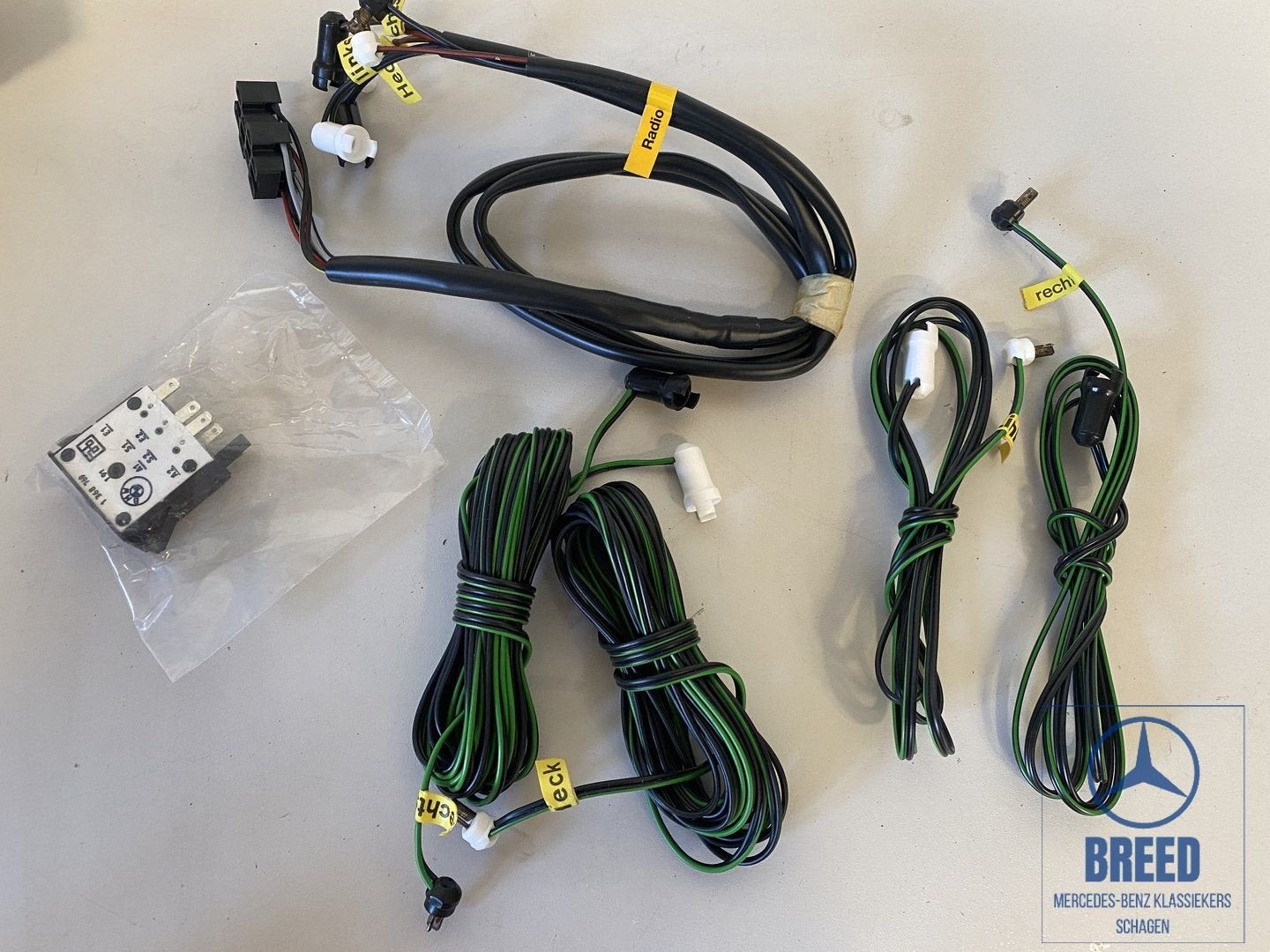 NOS Becker kabelset met fader voor BMW E24 E28 E30, -, -, Nieuw, Ophalen of Verzenden