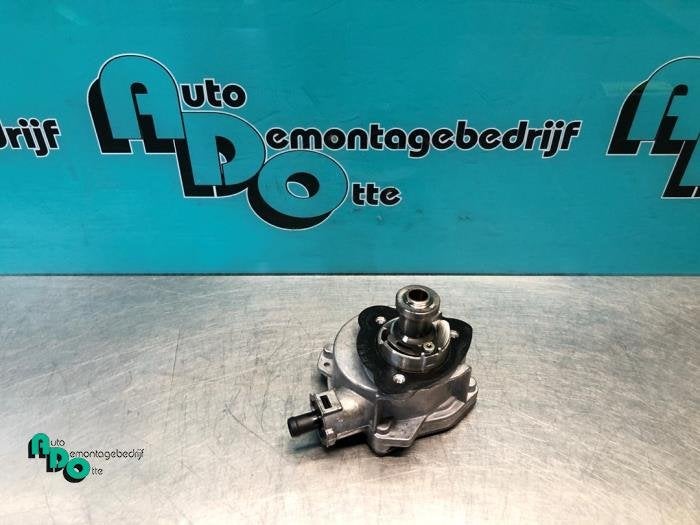 Pompe à vide (essence) d'un BMW 5-Serie (5-Serie 02-), -, 3 mois de garantie, Utilisé, -