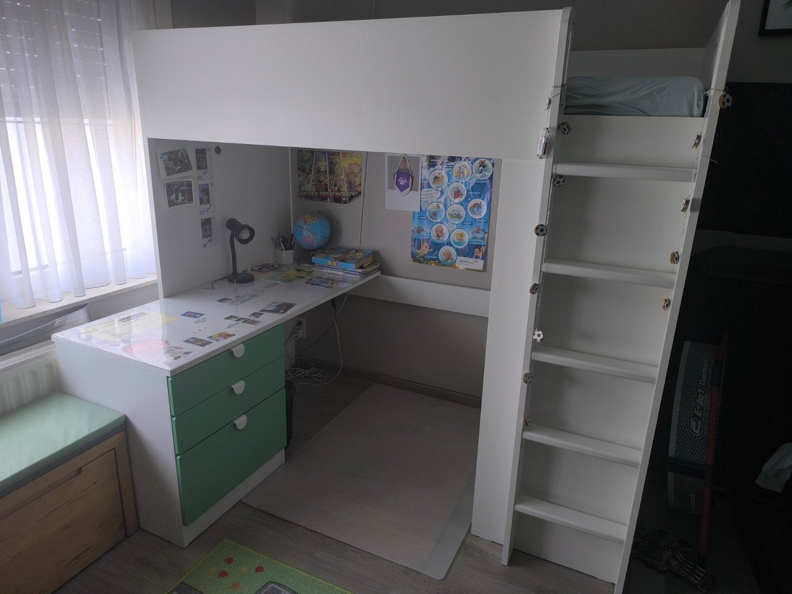 Ikea Smastad hoogslaper met bureau en kast, Kinderen en Baby's, Kinderkamer | Stapelbedden en Hoogslapers, Ophalen, Hoogslaper