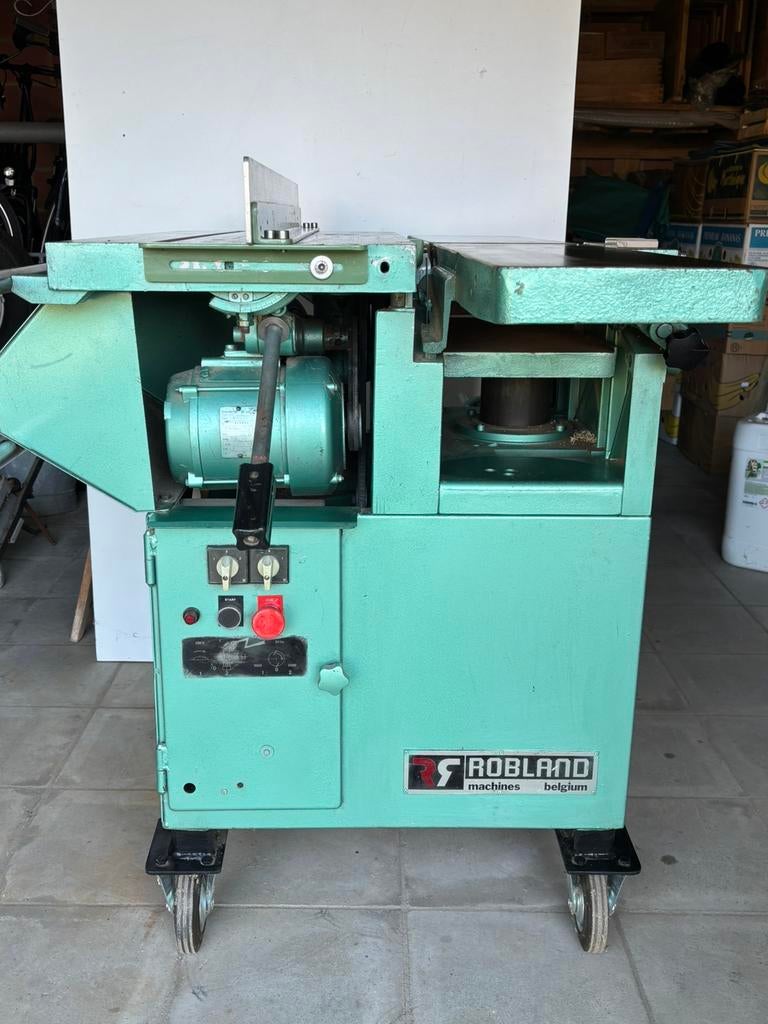 Robland houtcombinatie K210, Ophalen