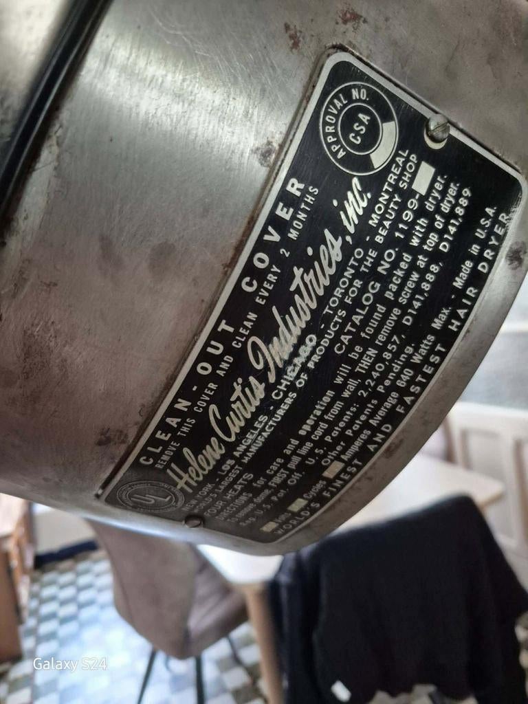 Lampe industrielle vintage – casque coiffeur Helene Curtis, Enlèvement