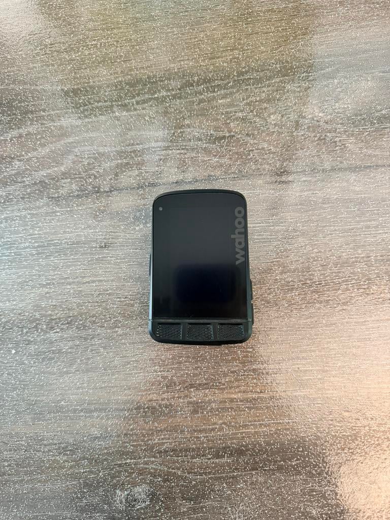 WAHOO ELEMNT ROAM computer met clip, Fietsen en Brommers, Fietsaccessoires | Fietscomputers, Ophalen, Draadloos, Gebruikt