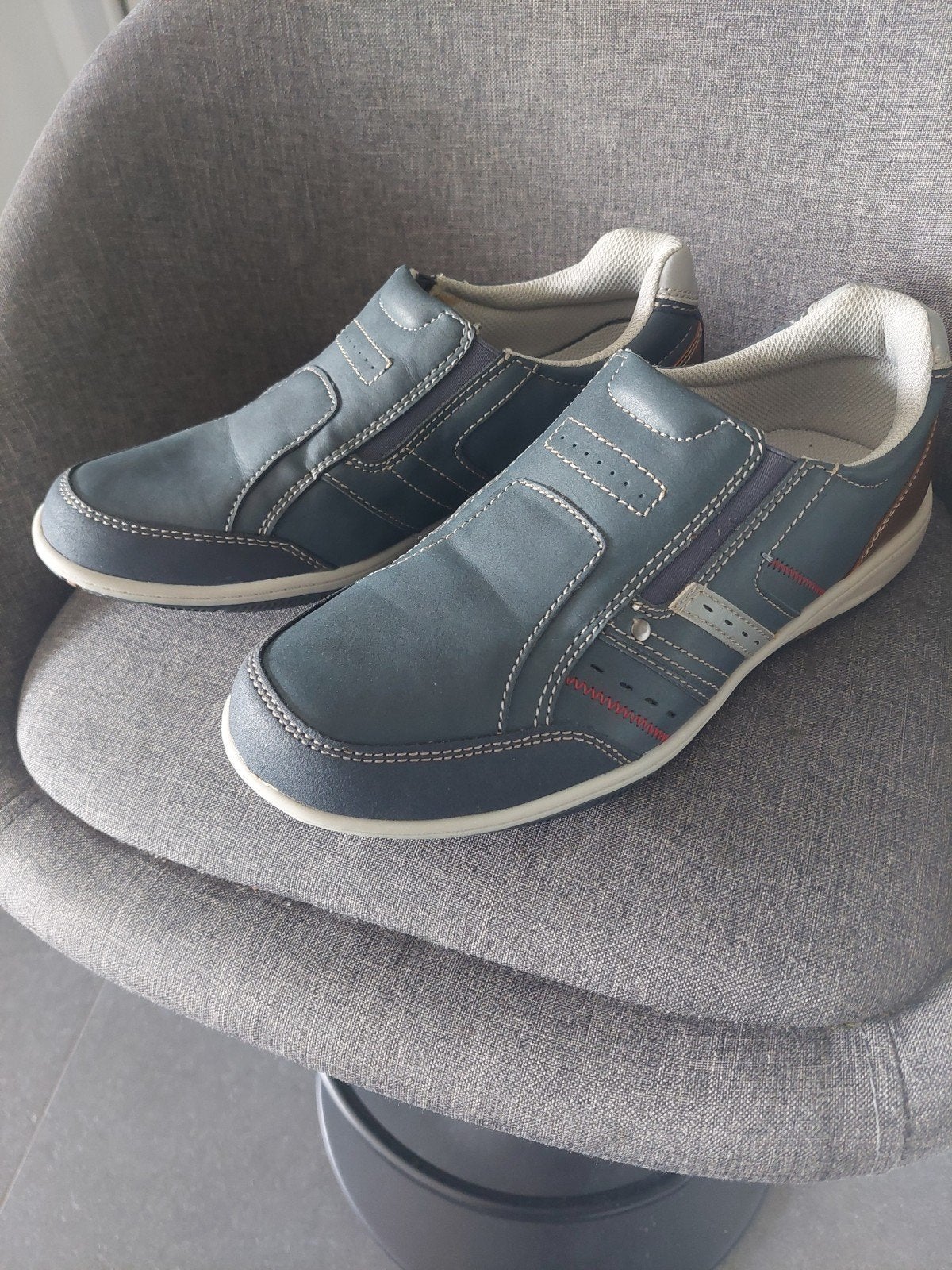 nieuwe herenschoenen maat 42, Ophalen