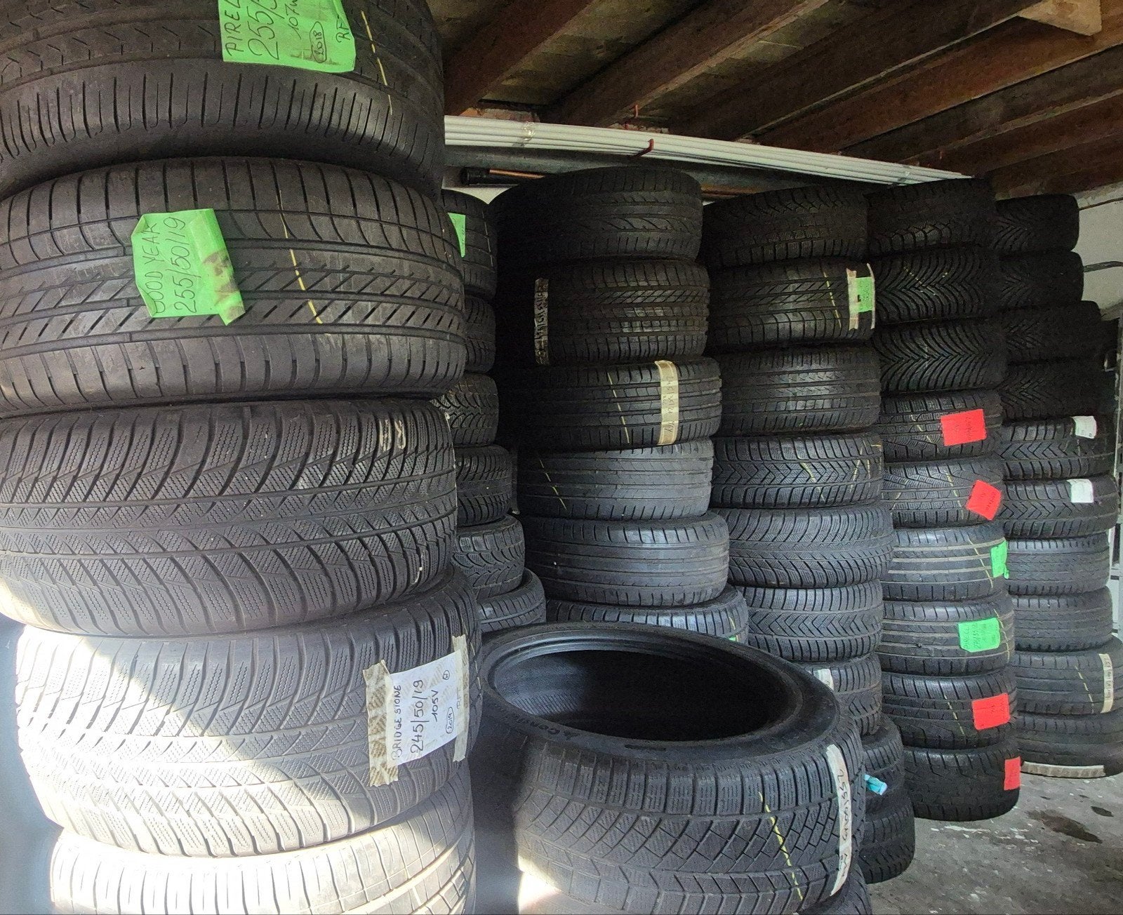 LOT 42 BANDEN GROTE MATEN STERBANDEN, Auto-onderdelen, Ophalen, Banden en Velgen