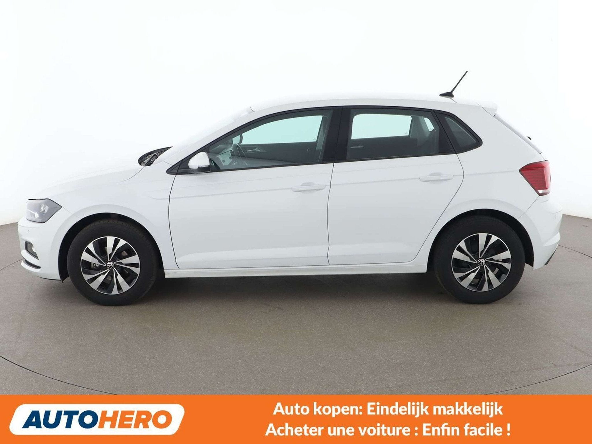 Volkswagen Polo 1.0 TSI Lounge Business, Autos, Achat, Euro 6, 1070 kg, Noir