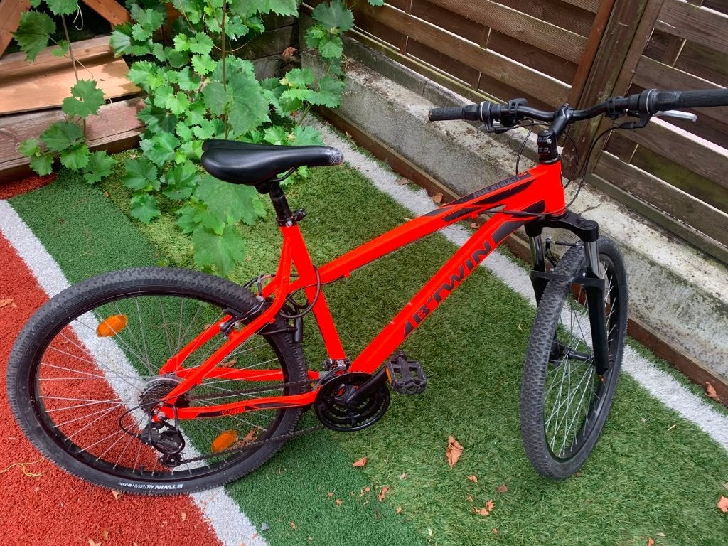 BTwin Rockrider 340 for sale, Vélos & Vélomoteurs, Vélos | VTT & Mountainbikes, Autres marques, Comme neuf, Enlèvement, Hommes
